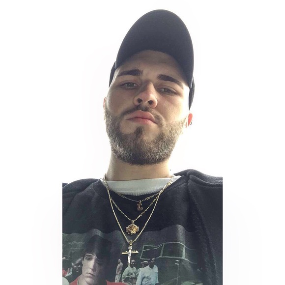 Meet your Posher, Justin - Picture 1 of 1